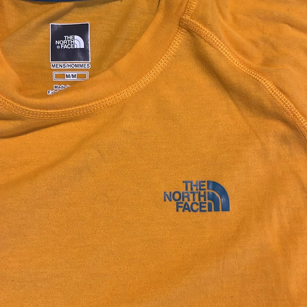 North Face tee. - Picture 2 of 3